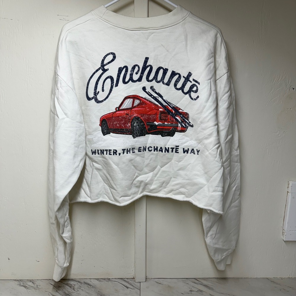 RIC3 Enchanté Winter Cropped Sweatshirt Cream Red Car Skis Graphic Large